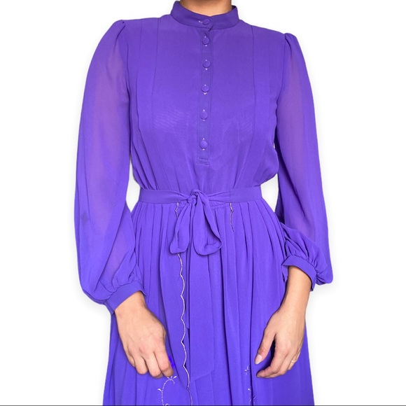 Vintage Ultraviolet Prairie Dress with Skirt Apron - Picture 2 of 8